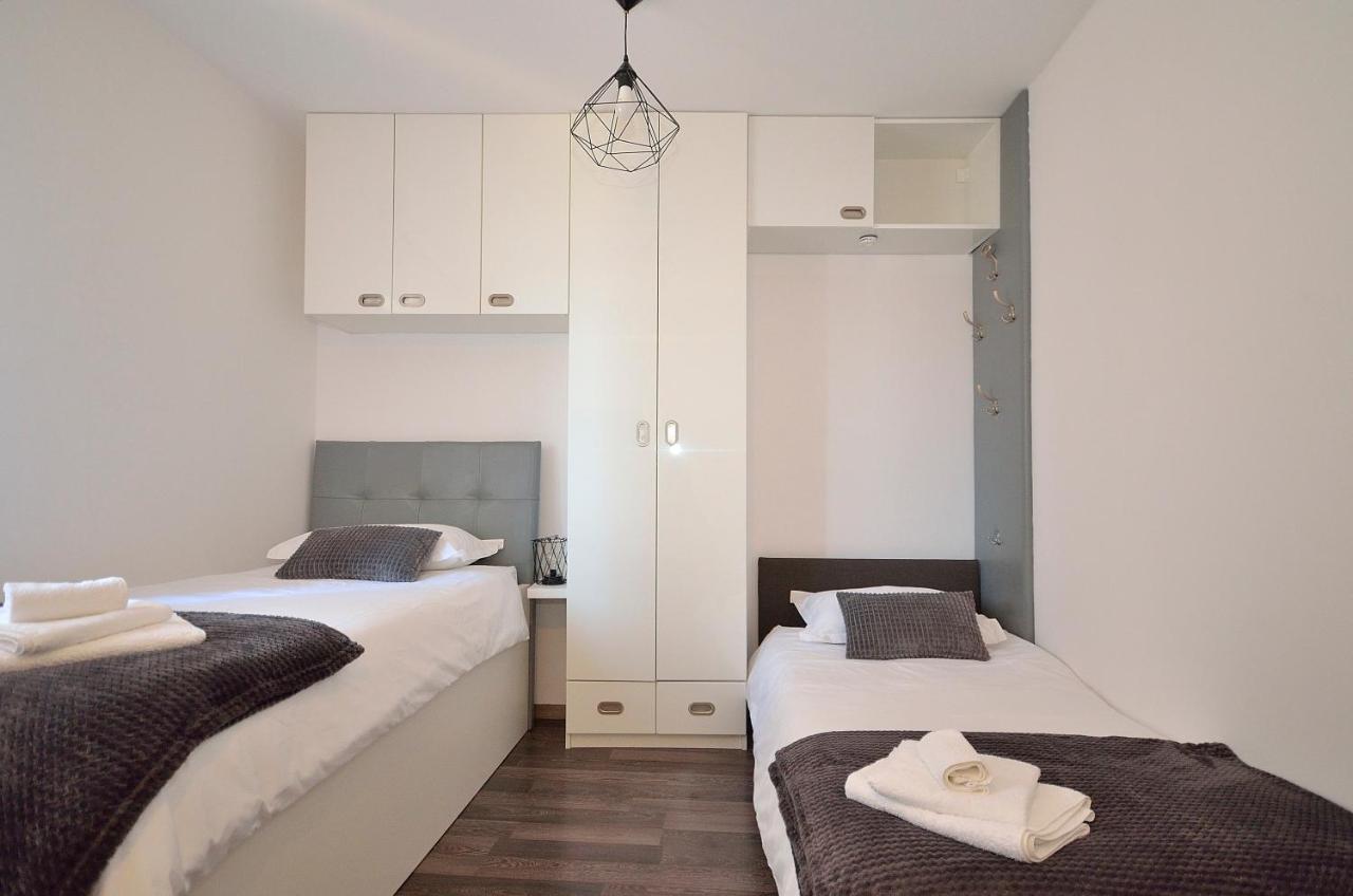 Apartman Staro Selo プリモシュテン エクステリア 写真