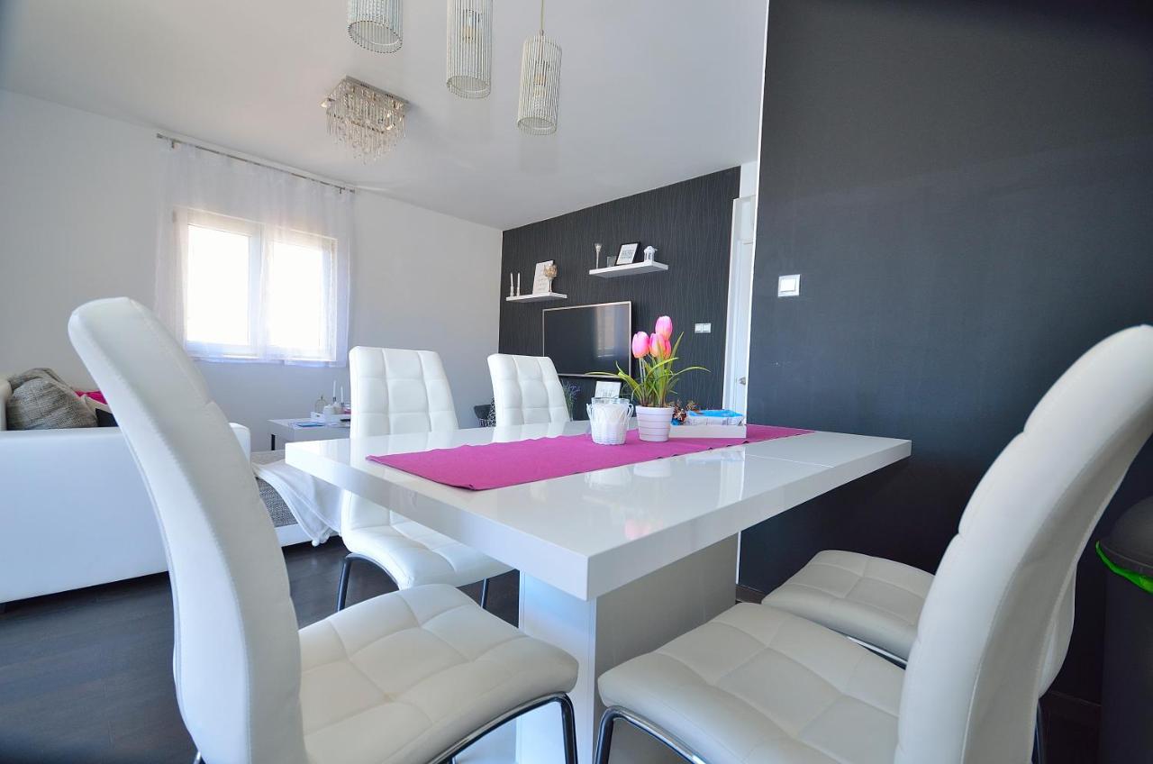 Apartman Staro Selo プリモシュテン エクステリア 写真