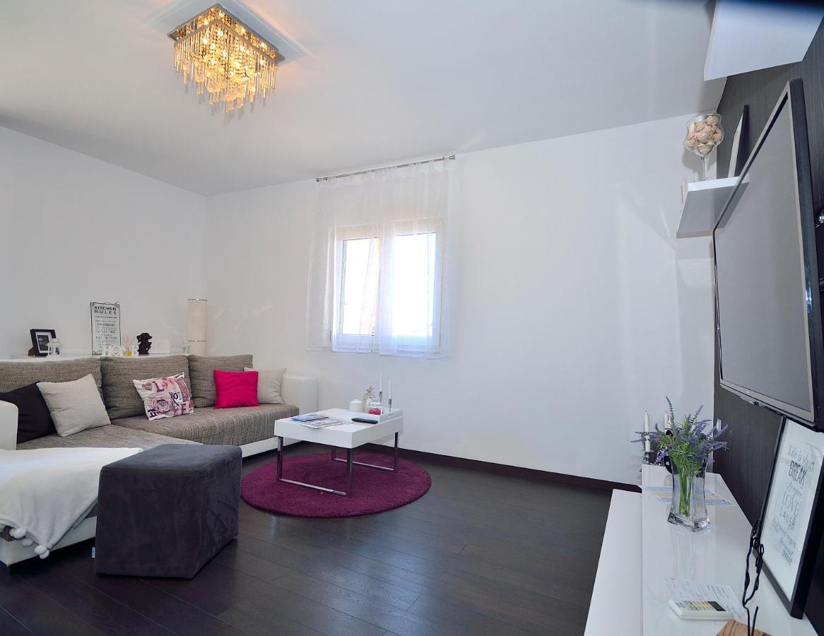Apartman Staro Selo プリモシュテン エクステリア 写真